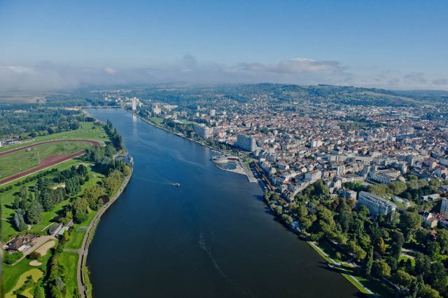 L'Allier et Vichy vue du ciel